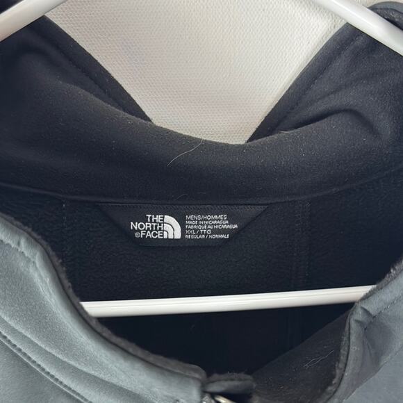 The North Face Jacket - Men's XXL - Picture 2 of 4